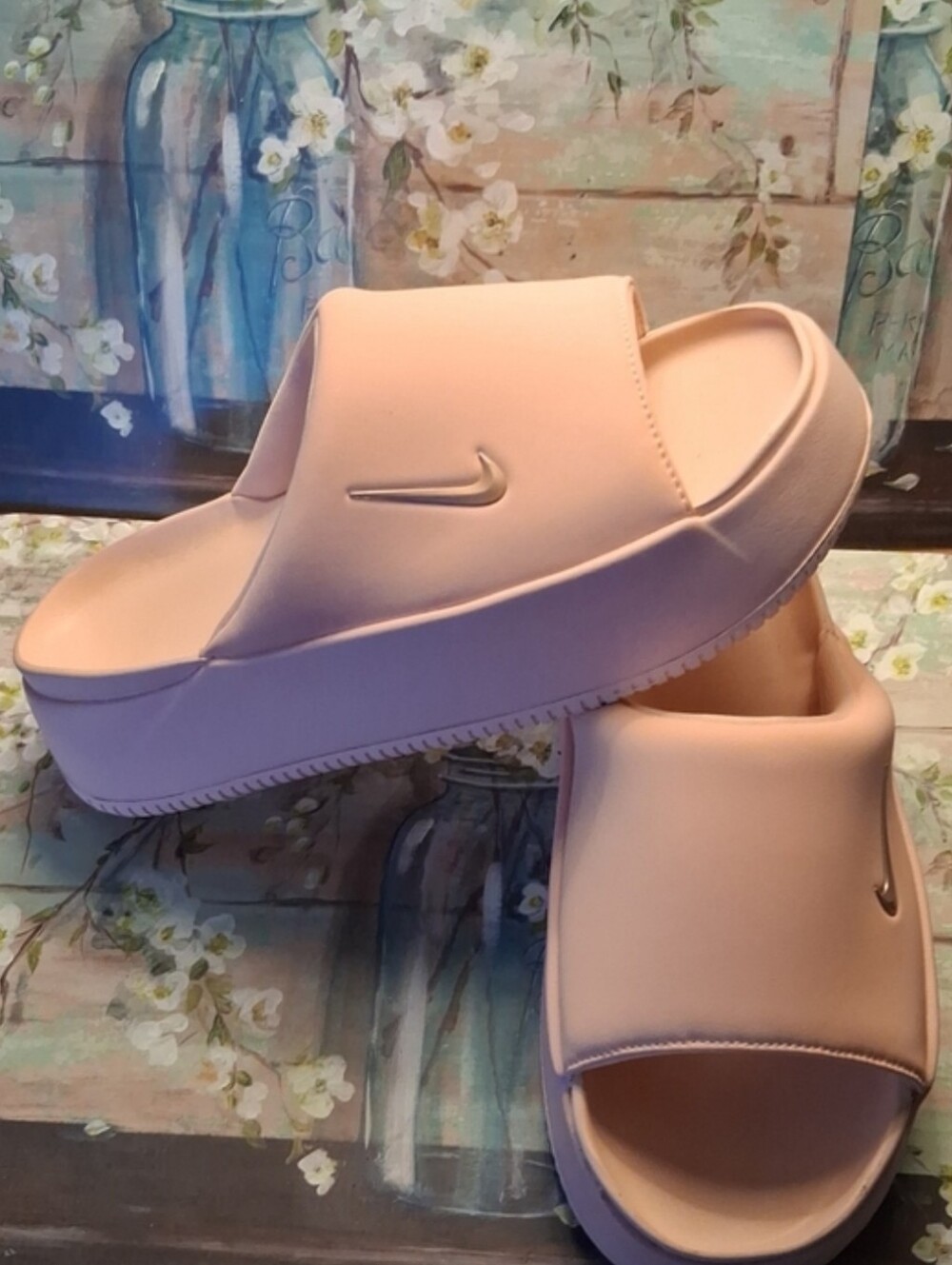 NIKE 🩷 Cute Thick Plushy Women's Pink Blush Platform Slide Sandals - Size 10 - Picture 4 of 8